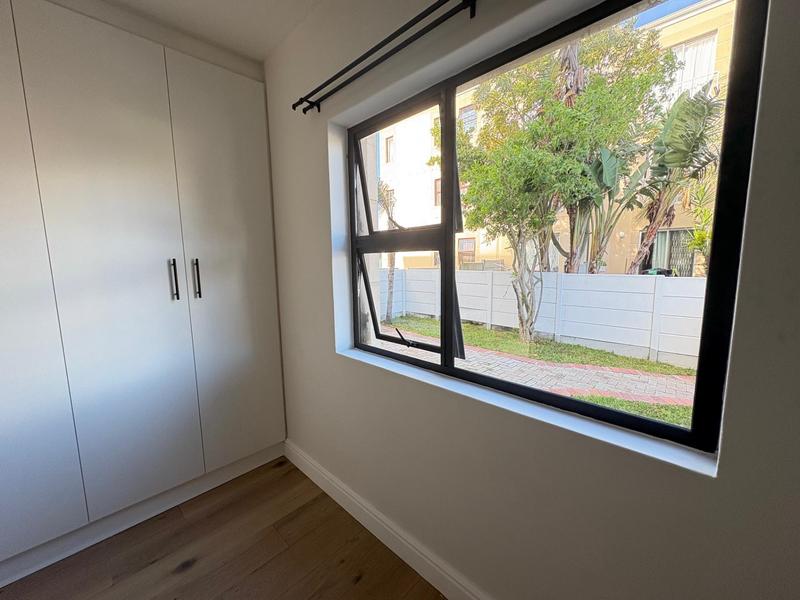 To Let 2 Bedroom Property for Rent in Parklands Western Cape